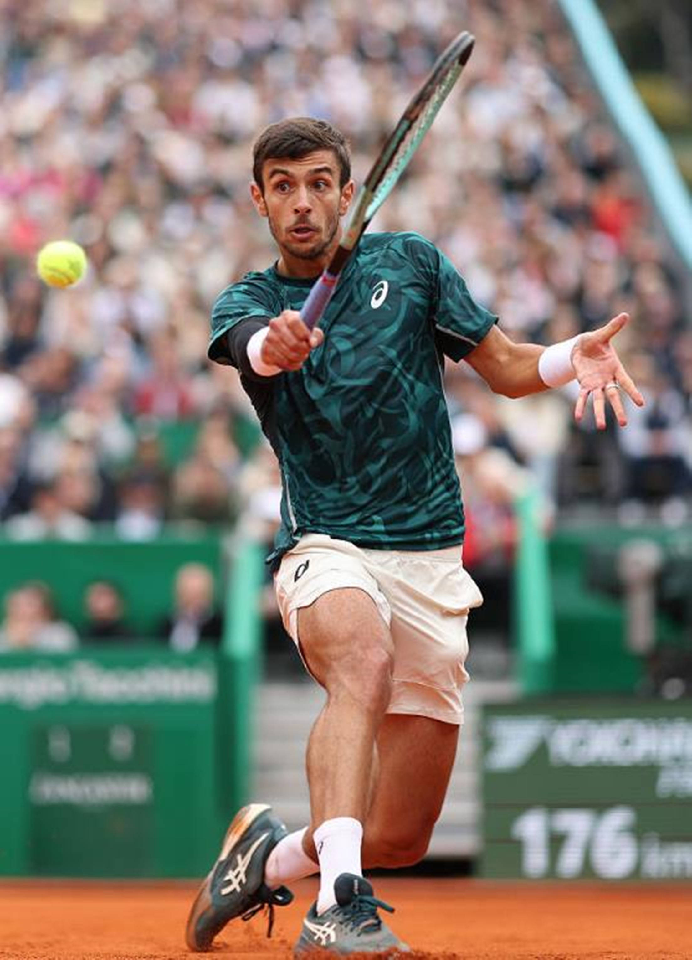 击和边路快 击和边路快